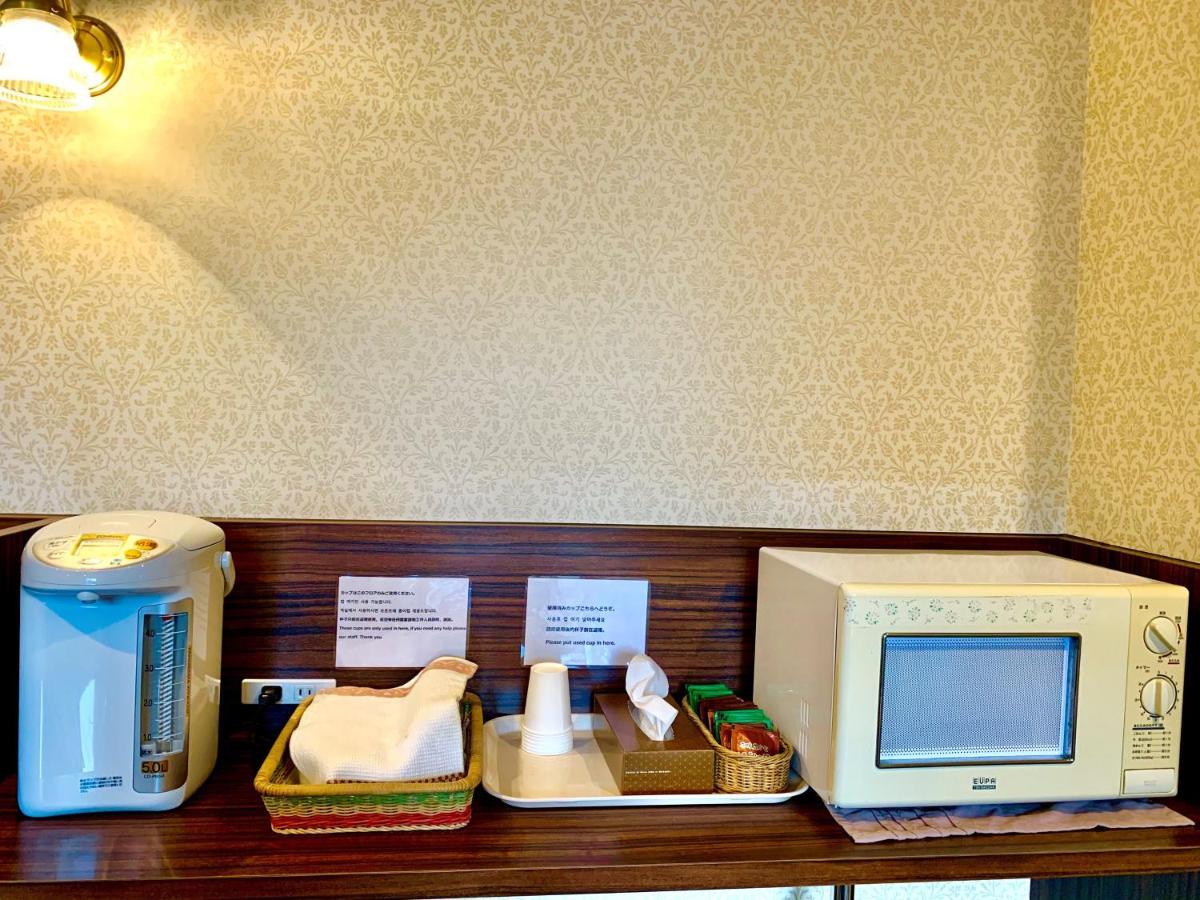 Hotel Kikuei Namba Osaka Buitenkant foto